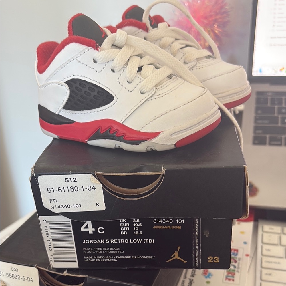 Jordan 5 Retro Low Kids Shoes - White and Red size 4c